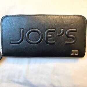 Joe’s Jeans Black Zip Wallet – Pre-Owned